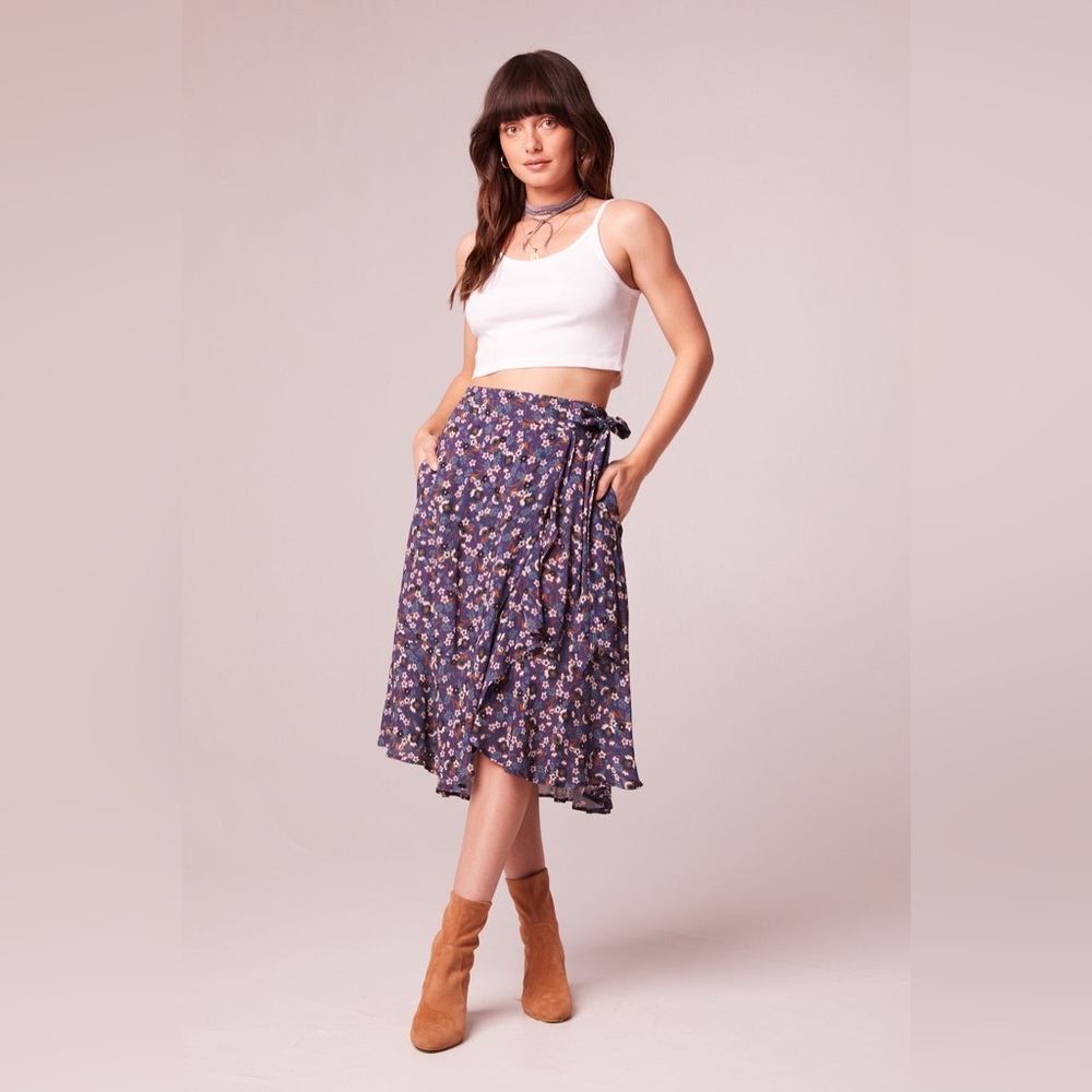 NWT faux wrap Floral Purple Wrap Skirt LINAELLE PURPLE FLORAL WRAP SKIRT